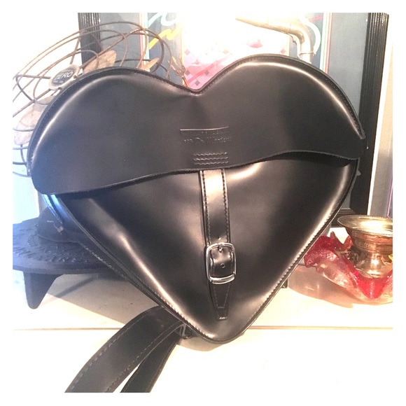 Dr. Martens Handbags - Dr Martens Agyness De Yn Heart Shsped Satchel Leat